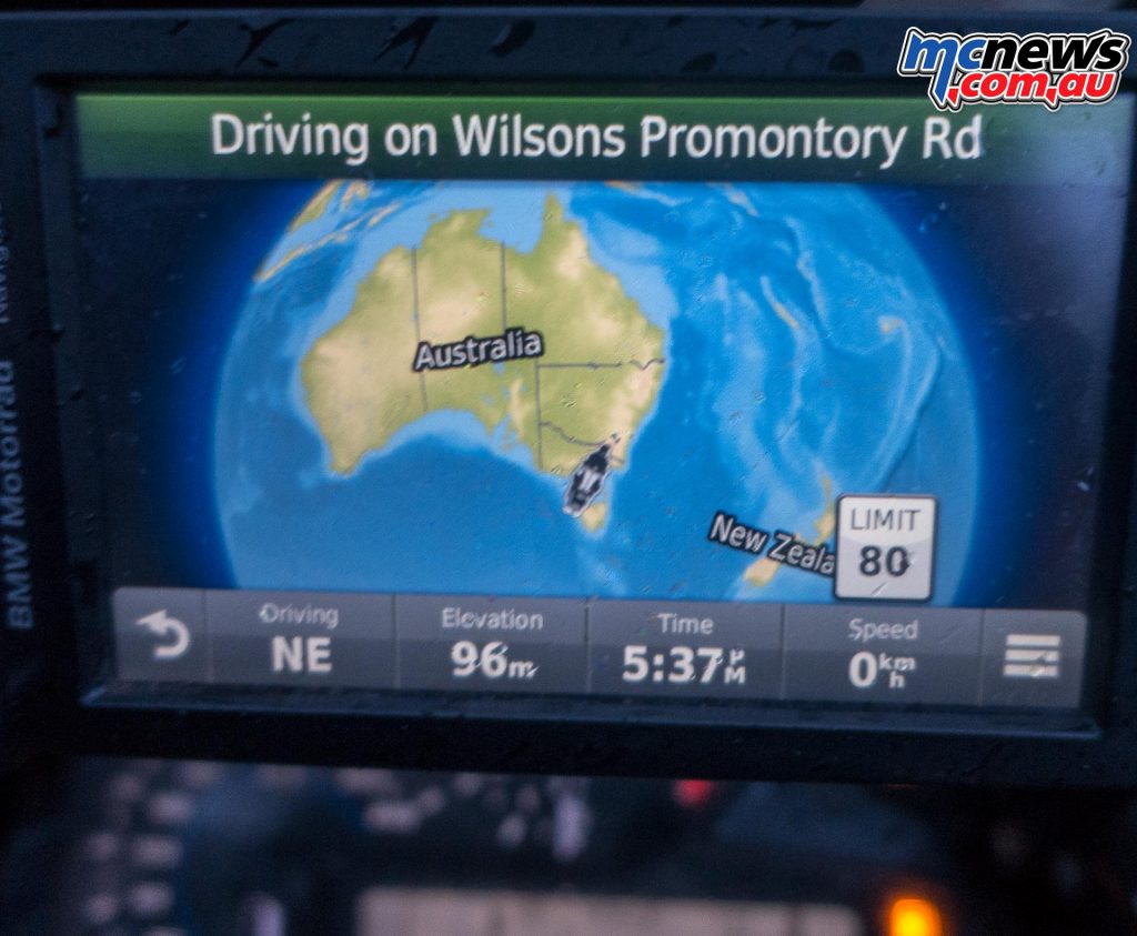 The Navigator 5 fitted to the R 1200 GS Rallye X performed well, but is not up to the level of the newer Navigator 6 that I used on my previous Melbourne-Darwin trip on the K 1600 GT.