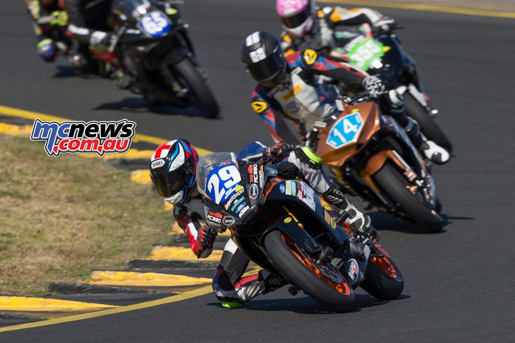 Billy Van Eerde leads a gaggle of 300 Supersport riders at SMP today - Image by TBG