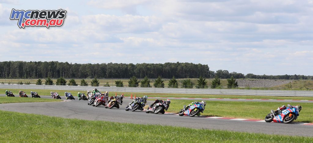 Race 2 Superbikes