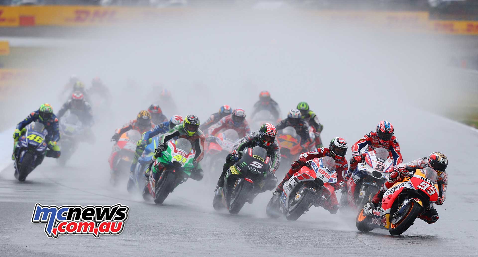 2017-MotoGP-Rnd15-Motegi-GPstart_17GP15_3669_AN