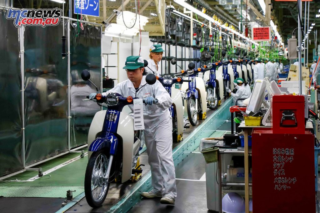 Current day production at the Japanese Super cub factory in Kumamoto