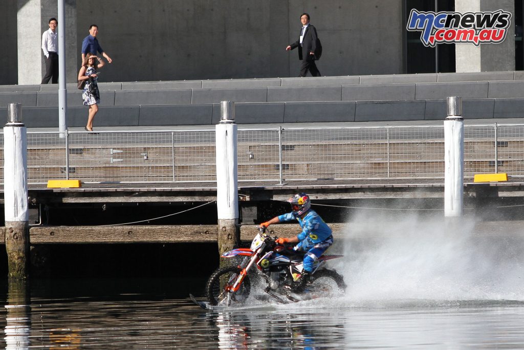 Robbie Maddison wowed startled onlookers on the Friday practice at Darling Harbour