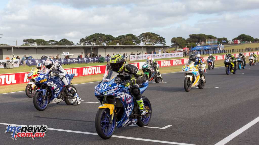 Ford leads off the start line - Image by TBG Sport