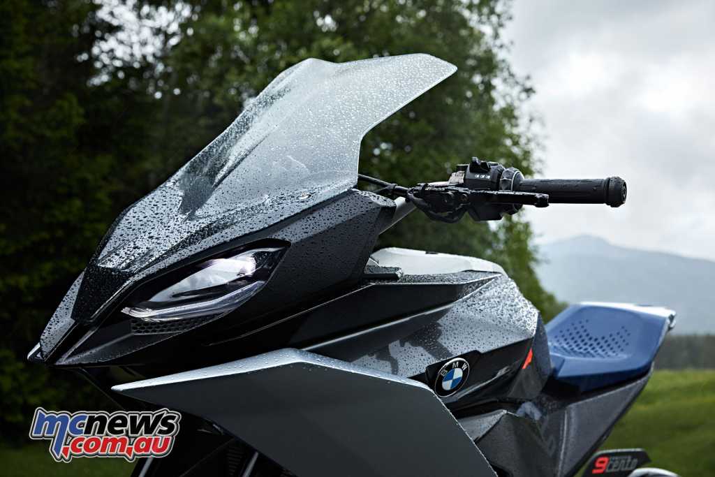 LED daytime riding lights are found on the sporty fairings
