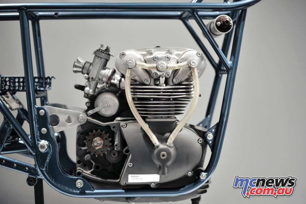 1958 Hailwood 125 Desmo 