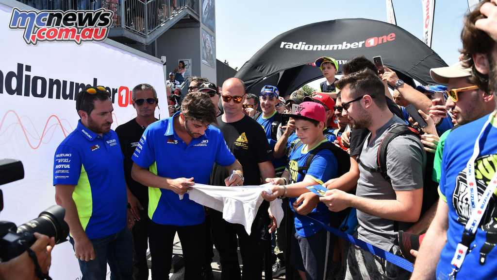 Iannone signed autographs for fans