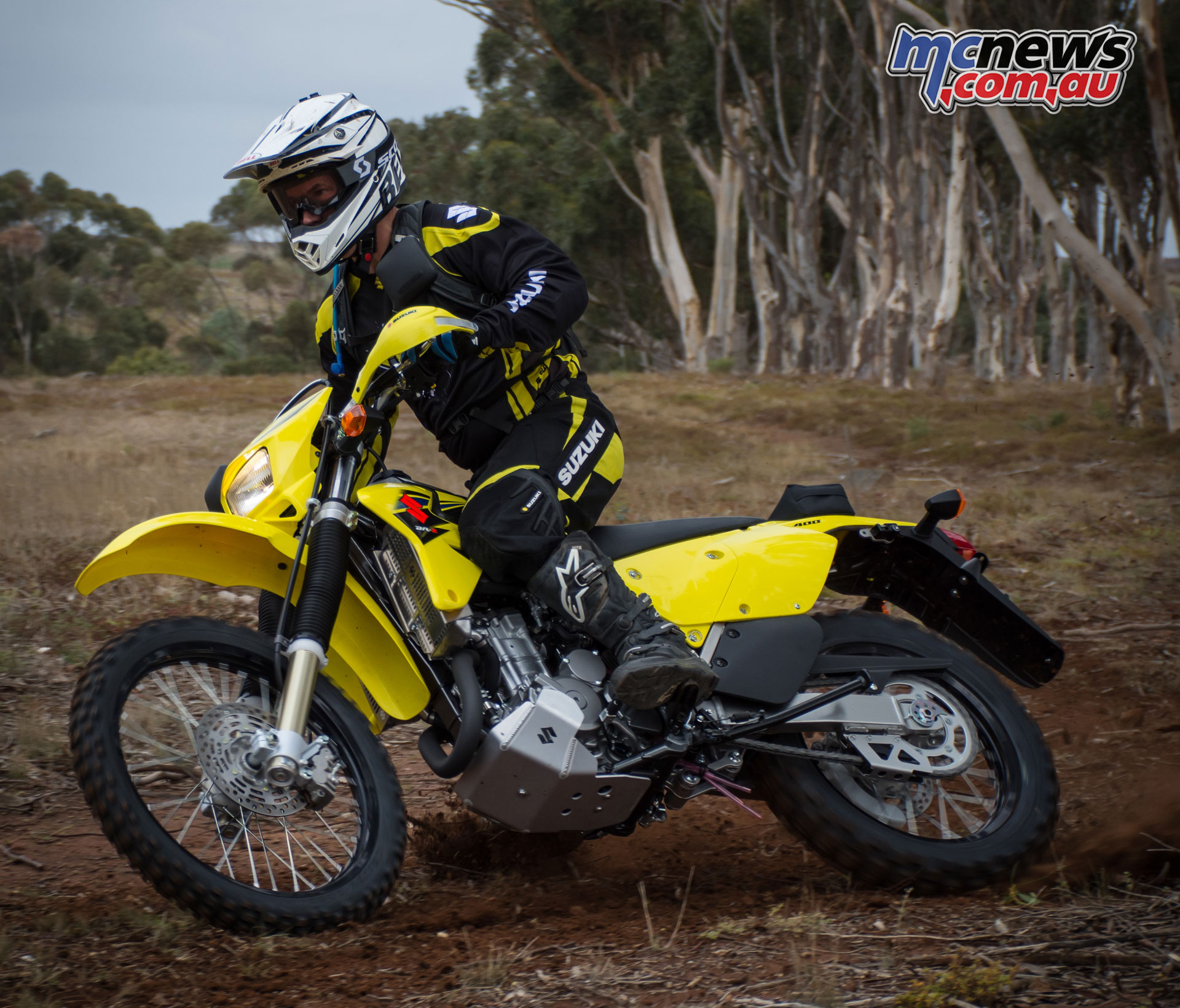 2019-Suzuki-DR-Z400-479377