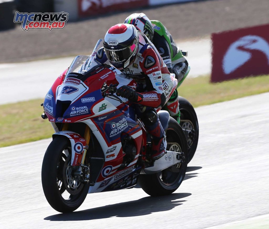 BSB RNd Knockhill Jake Dixon and Leon Haslam ImageDYeomans