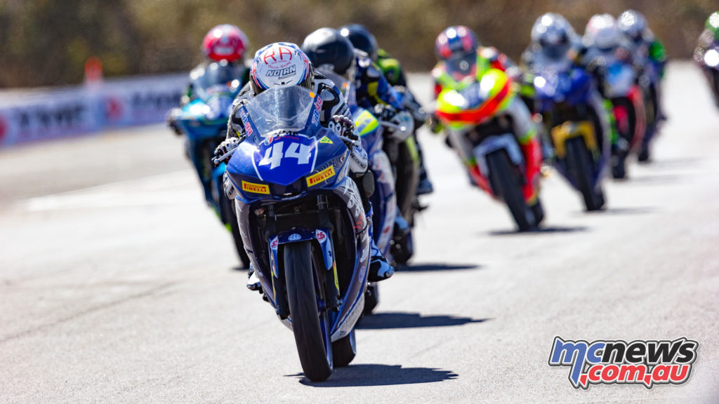 ASBK Morgan Park Rnd Ford leads Supersport