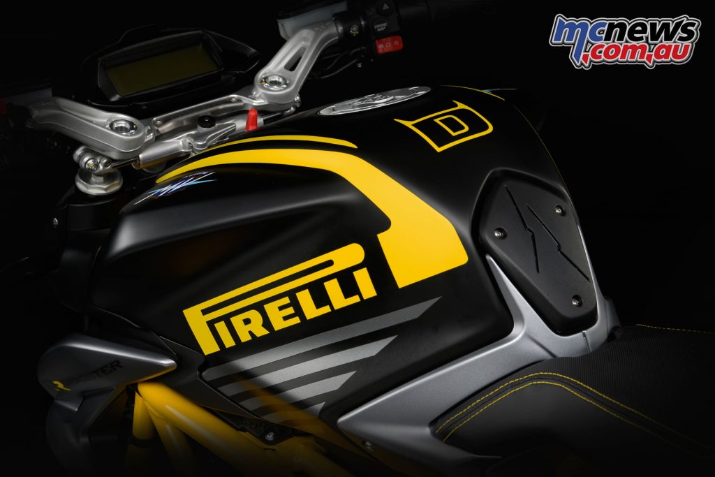 MV Agusta Dragster RR Pirelli