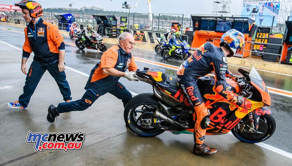 MotoGP Valencia Start Pol Espargaro