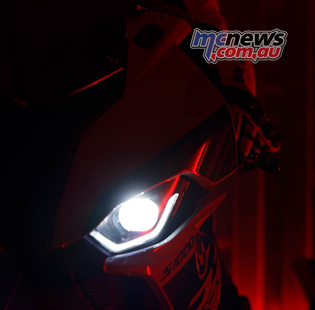 BMW S RR Lights Glow BMW S RR Lights Glow