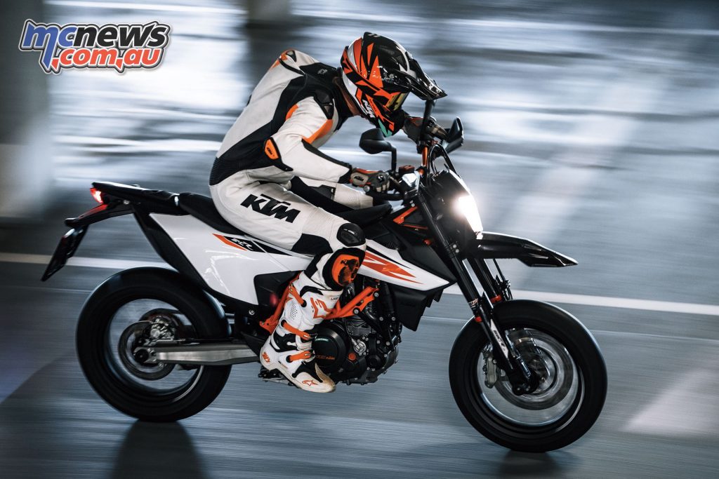 KTM SMC R IMGRudiSchedl KTM SMC R IMGRudiSchedl