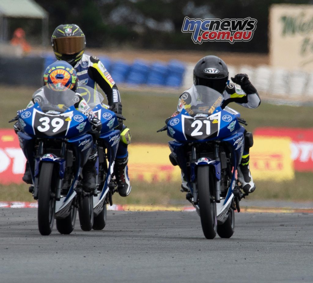 ASBK Rnd Wakefield RbMotoLens carter Thompson Fist in air ASBK Rnd Wakefield RbMotoLens carter Thompson Fist in air