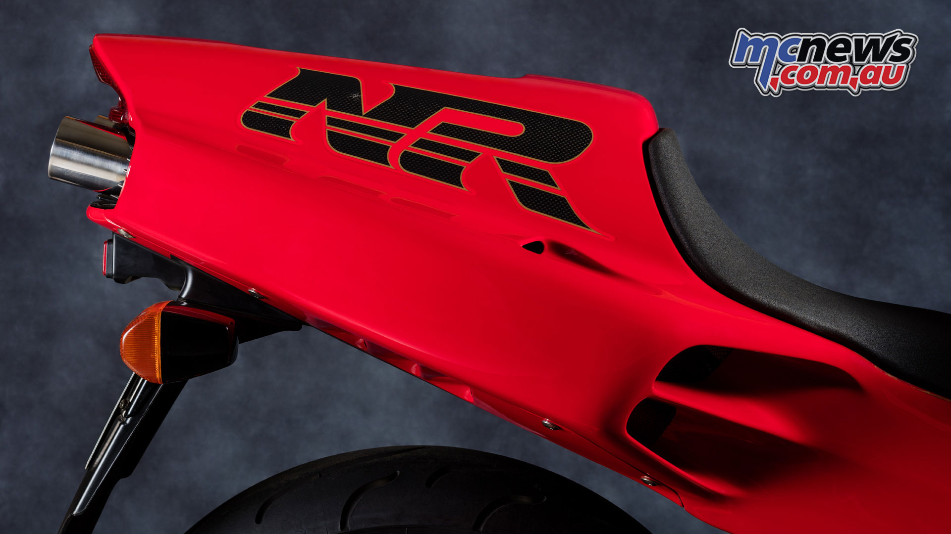 1992 Honda Nr750 Rc40 Oval Piston V4 Honda Superbike Mcnews