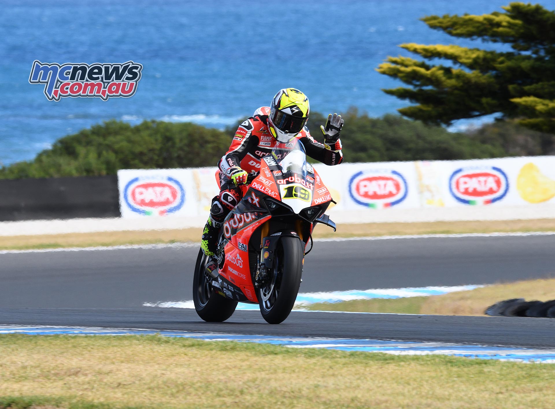 WSBK Round Phillip Island SBK Friday Rob Mott Alvaro Bautista WSBK Round Phillip Island SBK Friday Rob Mott Alvaro Bautista