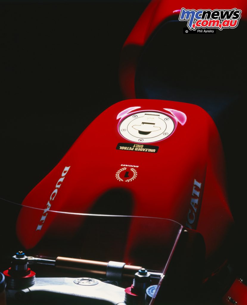 Ducati 916 - Image Phil Aynsley