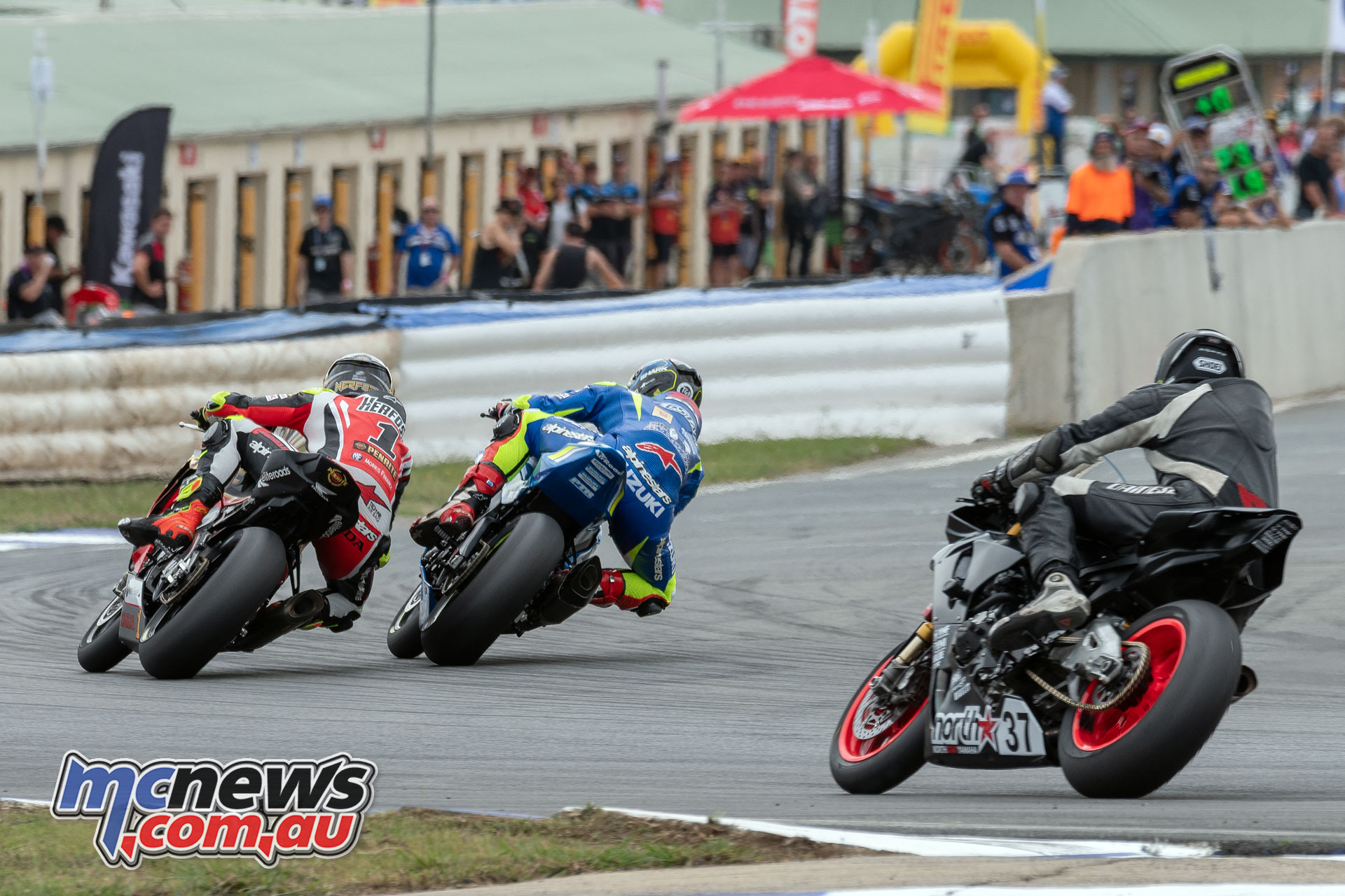 ASBK Rnd Wakefield R HERFOSS MAXWELL RM ASBK Rnd Wakefield R HERFOSS MAXWELL RM