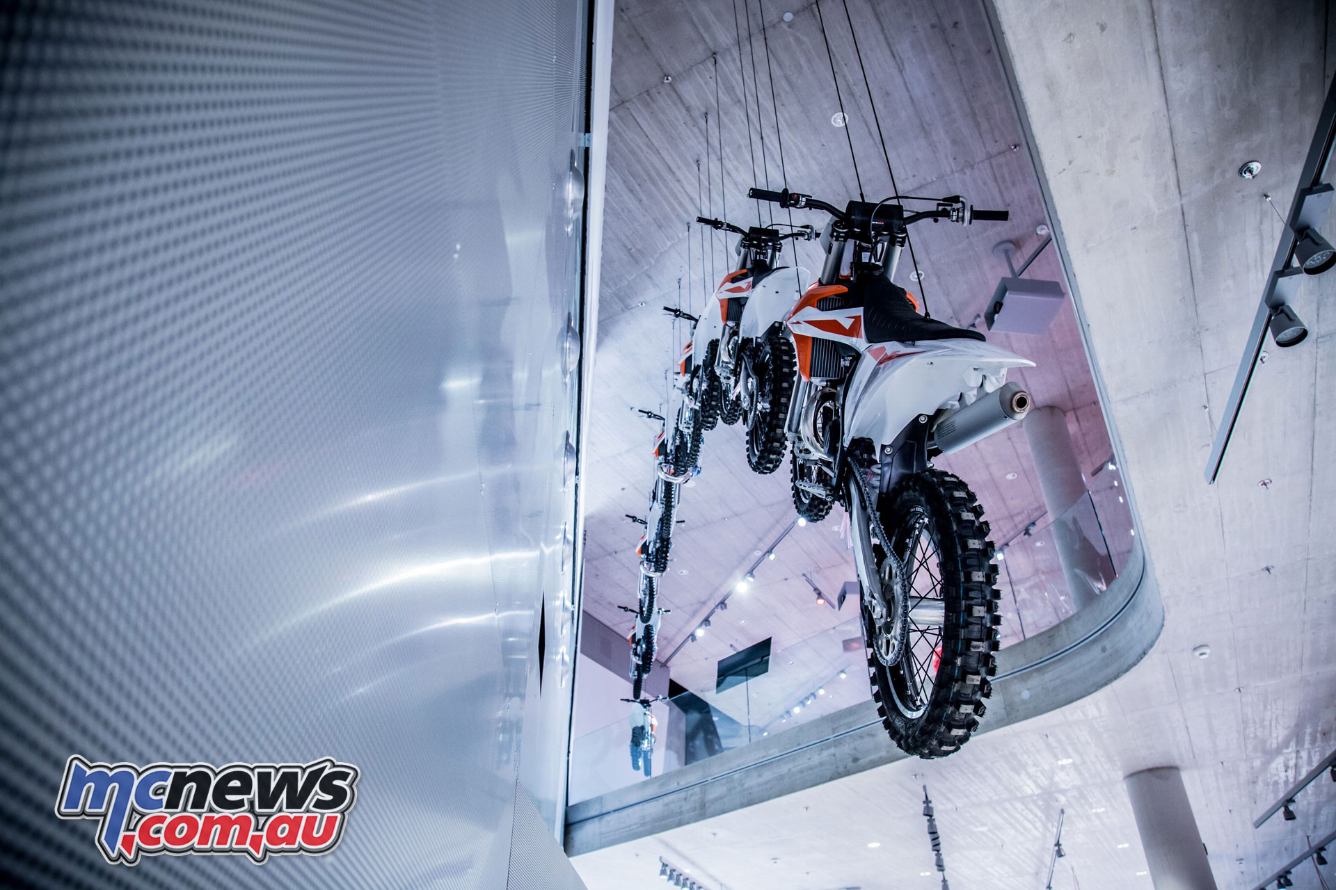 KTM Motohall Bike Jump cAnnaLarissa KTM Motohall Bike Jump cAnnaLarissa