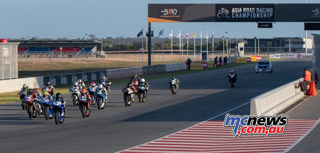 ASBK Rnd The Bend RbMotoLens Supersport Start ASBK Rnd The Bend RbMotoLens Supersport Start