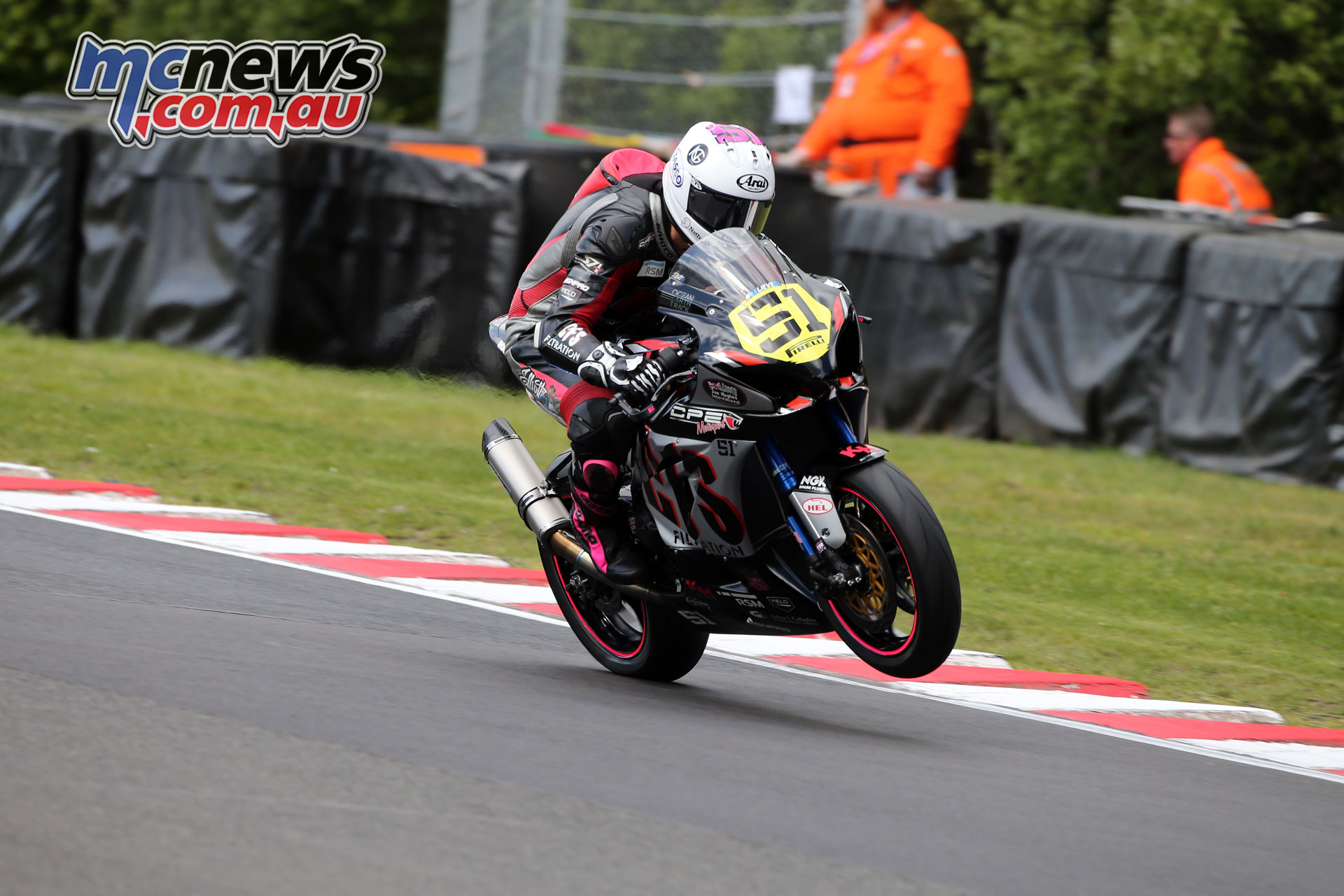 BSB Rnd Oulton Park FP Brayden Elliott AROA