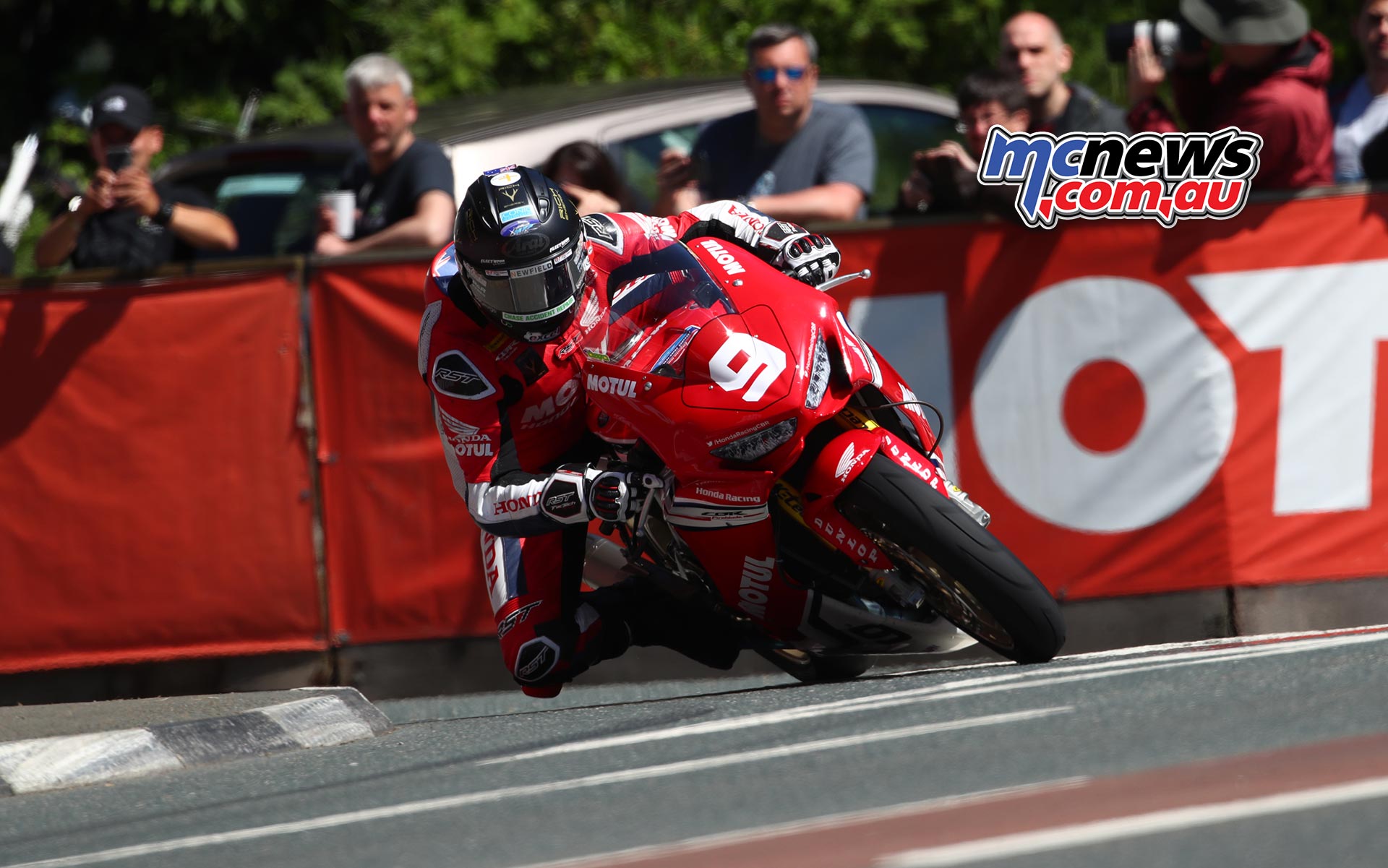 IOMTT David Johnson Supertock HondaImage IOMTT David Johnson Supertock HondaImage