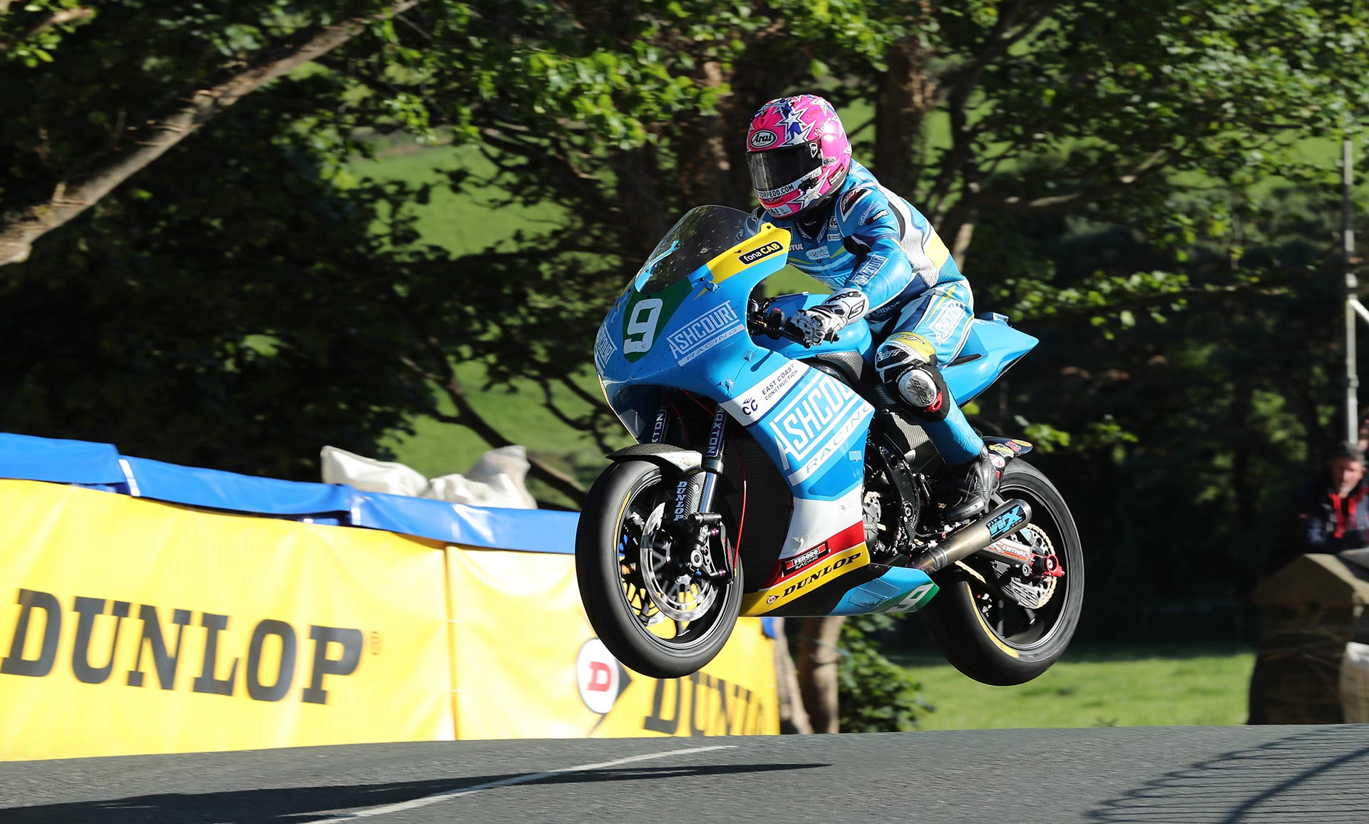 IOMTT Lightweight Lee Johnston IOMTT Lightweight Lee Johnston