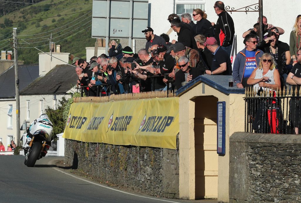 IOMTT Lightweight Michael Dunlop - Supertwin TT