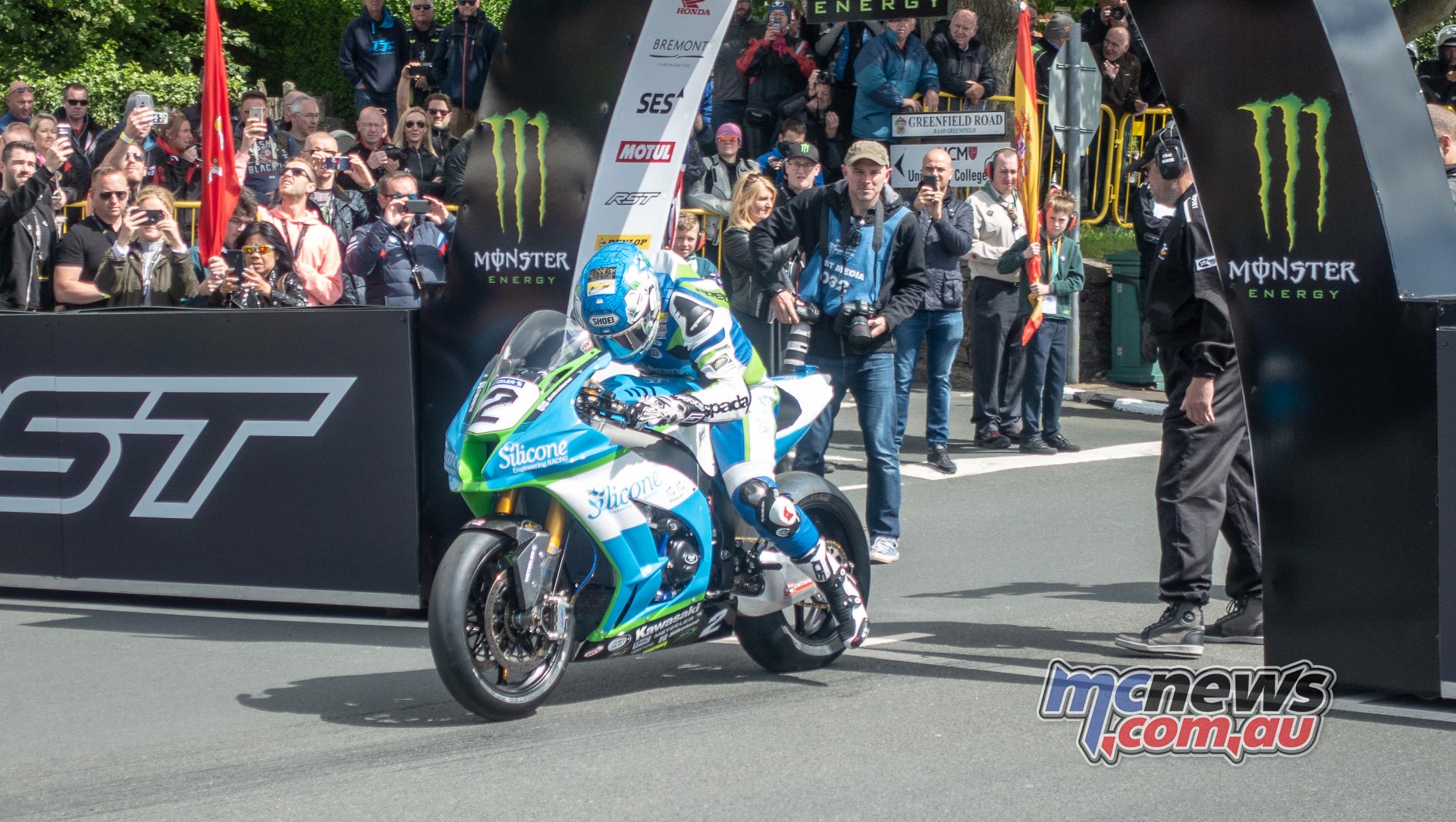 IOMTT Superbike Race Start Dean Harrison IOMTT Superbike Race Start Dean Harrison