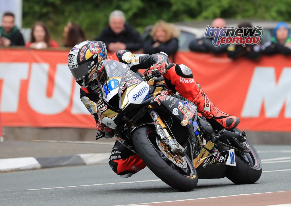 IOMTT Supersport R Peter Hickman IOMTT Supersport R Peter Hickman