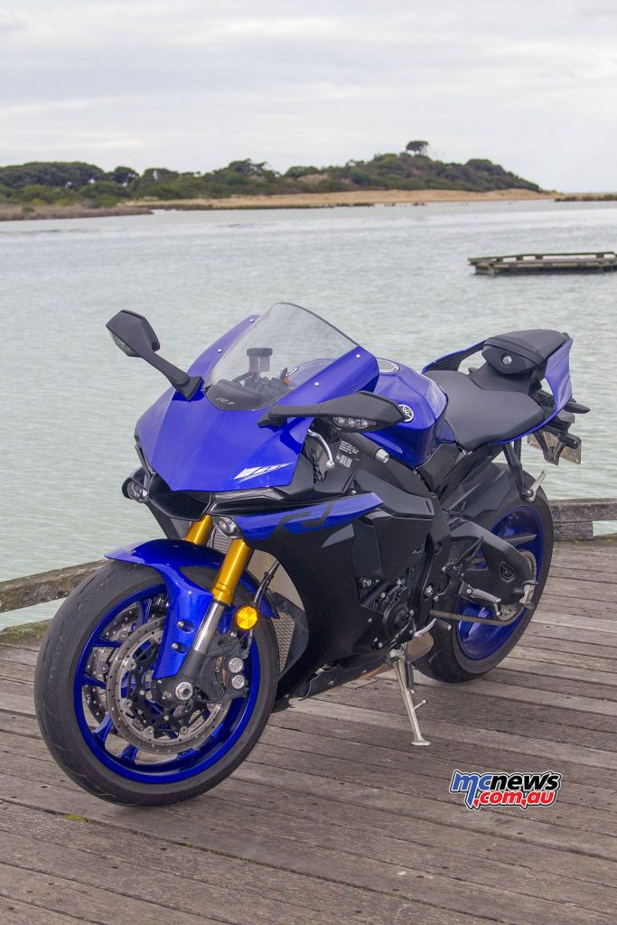 Yamaha YZF R WVimage Rpics b Yamaha YZF R WVimage Rpics b