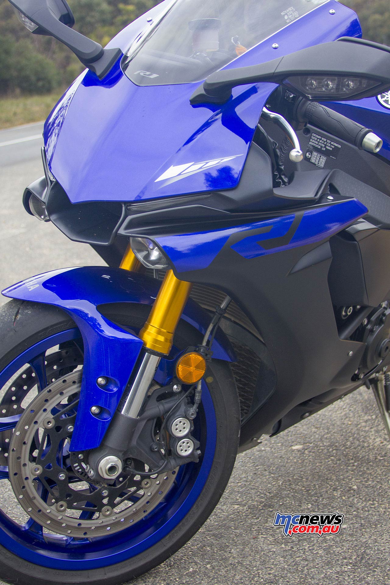 blok Fjern Begrænsninger 2019 Yamaha YZF-R1 Review | Motorcycle Test | MCNews