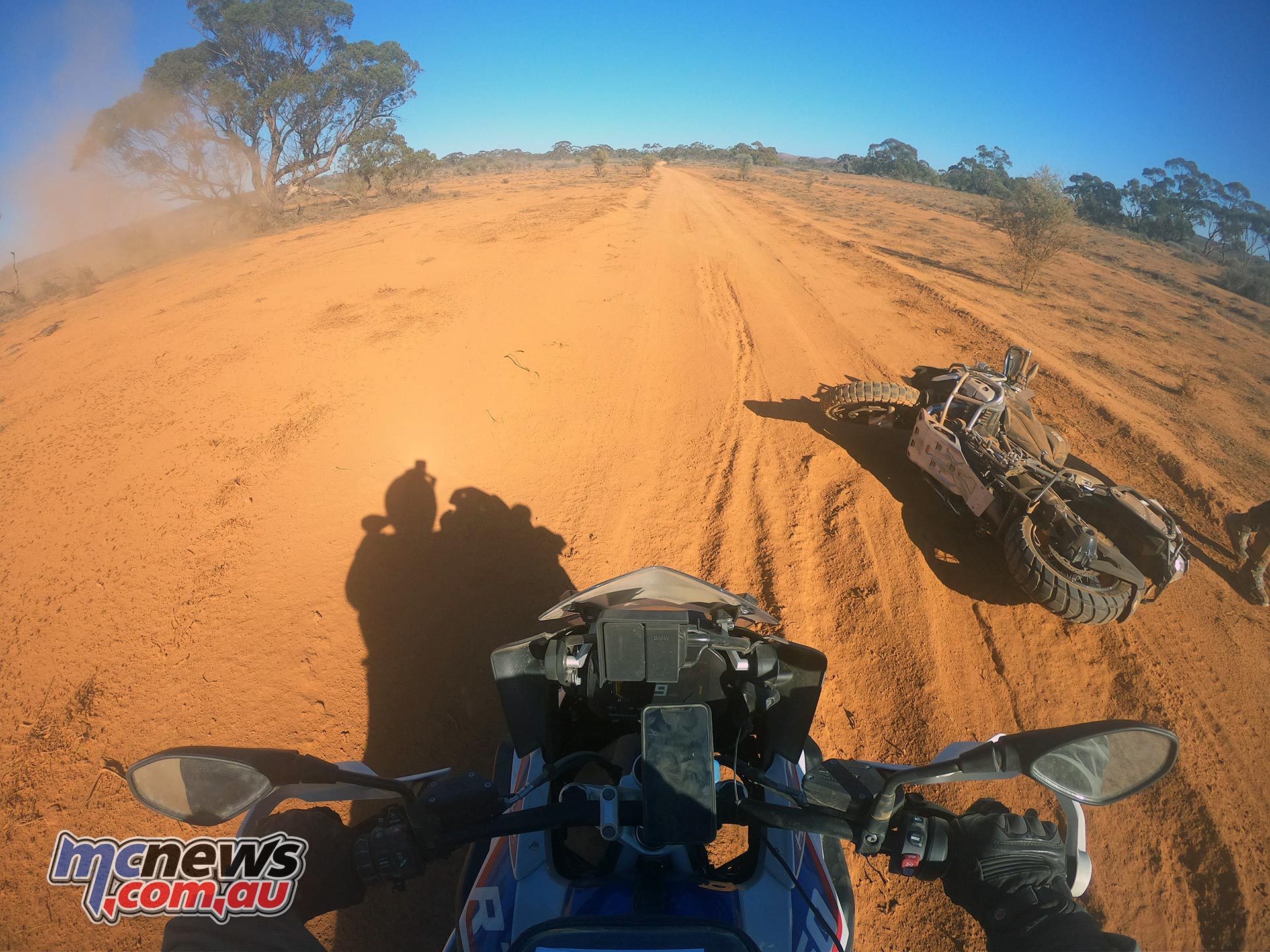 BMW GS Safari Enduro Day Onboard Crash Pickup Bulldust BMW GS Safari Enduro Day Onboard Crash Pickup Bulldust
