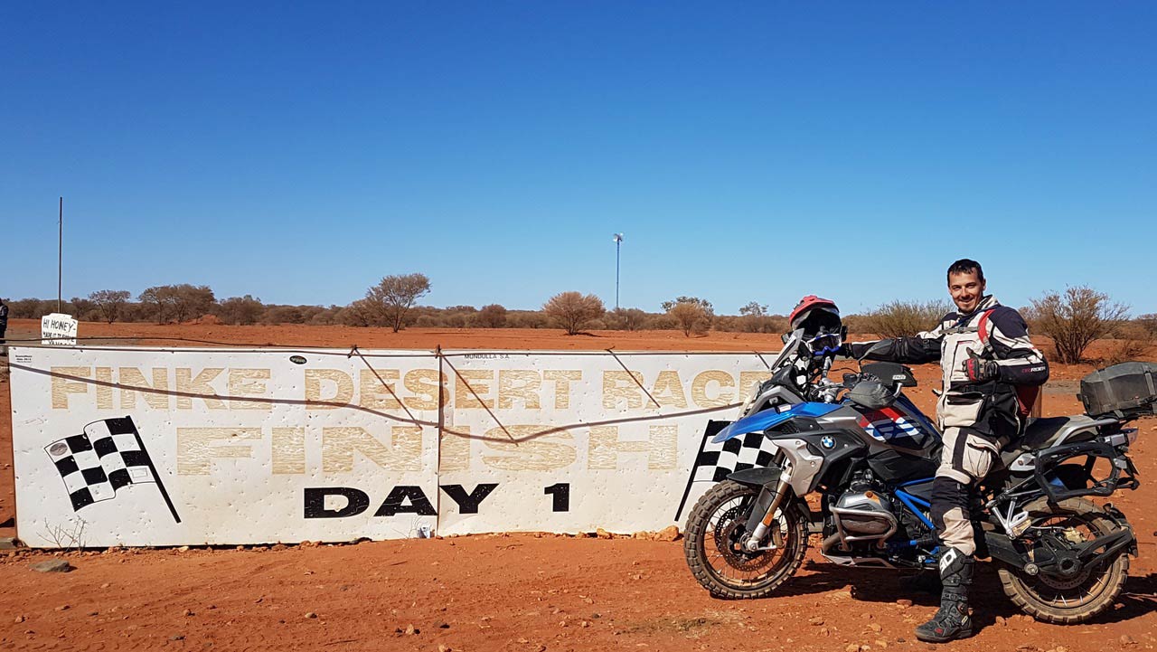 BMW GS Safari Enduro Shaun Terblanche Day Finke Start Finish line BMW GS Safari Enduro Shaun Terblanche Day Finke Start Finish line