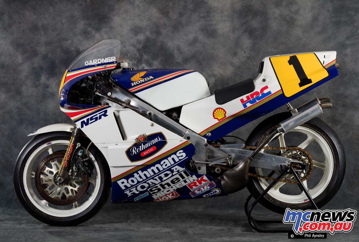 HONDA NSR500 ロスマンズ ガードナー 1987公式ライセンス1/12 HONDA NSR500 ロスマンズ ガードナー 1987公式ライセンス1/12