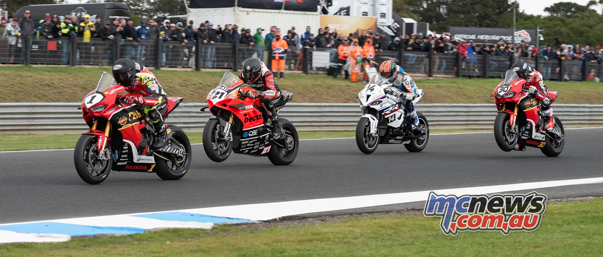 MotoGP Australia Phillip Island RbMotoLens ASBK Race Start Herfoss Leads MotoGP Australia Phillip Island RbMotoLens ASBK Race Start Herfoss Leads