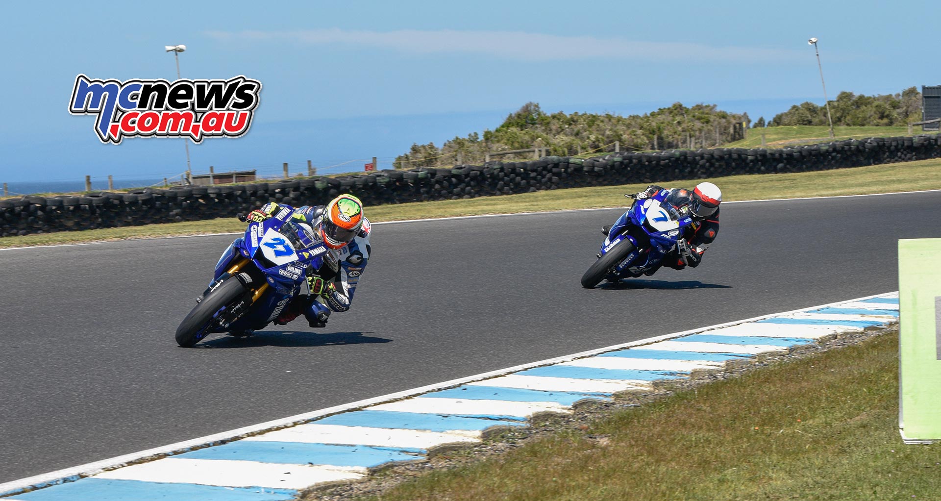 ASBK Rnd Phillip Island RbMotoLens SS R Nic LIminton Leads Toparis ASBK Rnd Phillip Island RbMotoLens SS R Nic LIminton Leads Toparis