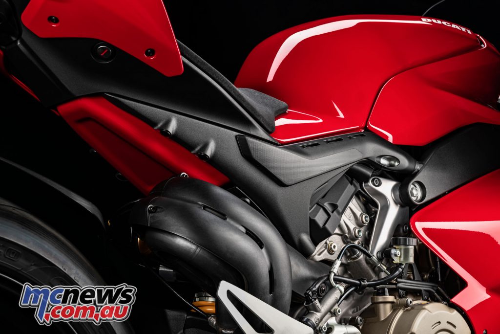 MY DUCATI PANIGALE V UC High MY DUCATI PANIGALE V UC High