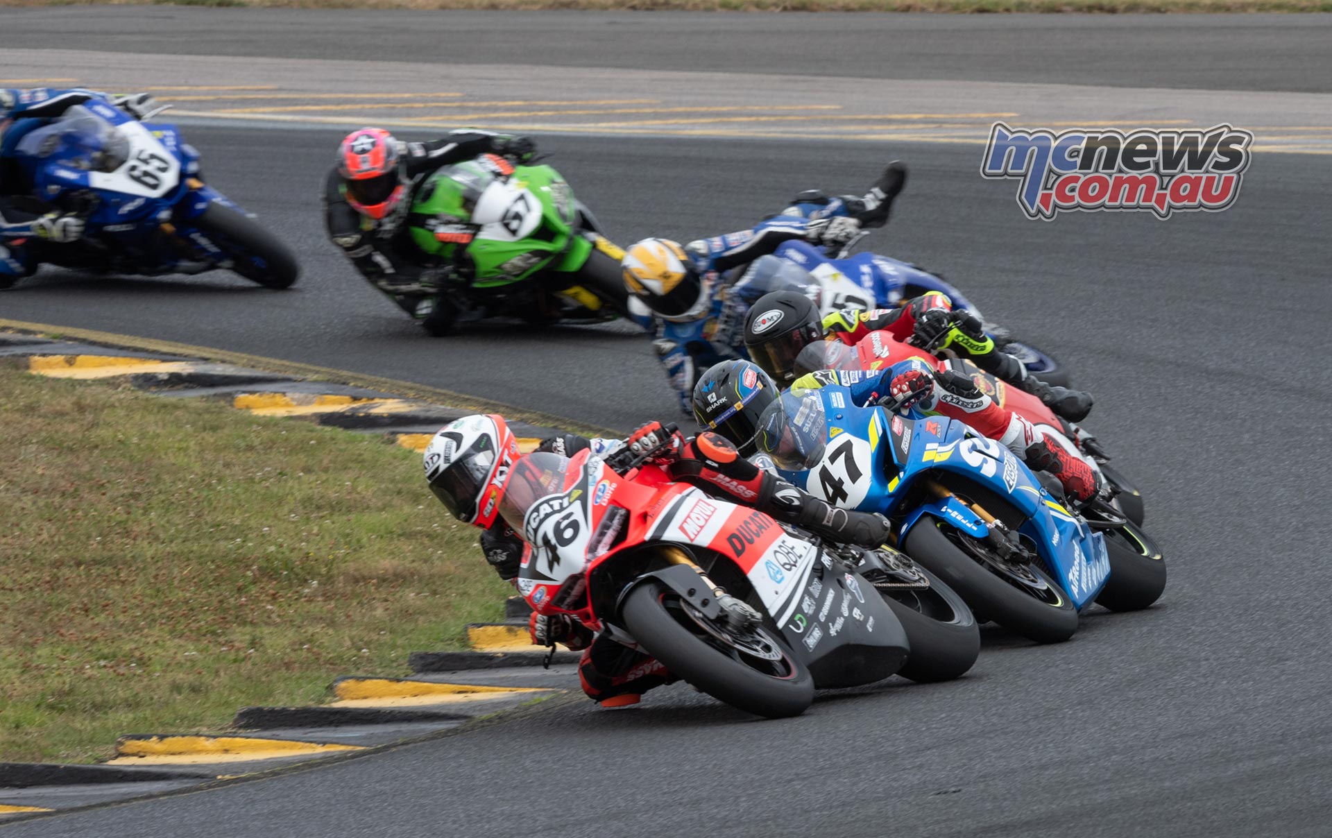 ASBK Rnd SMP RbMotoLens SBK R Mike Jones Leads Daniel tucks front ASBK Rnd SMP RbMotoLens SBK R Mike Jones Leads Daniel tucks front