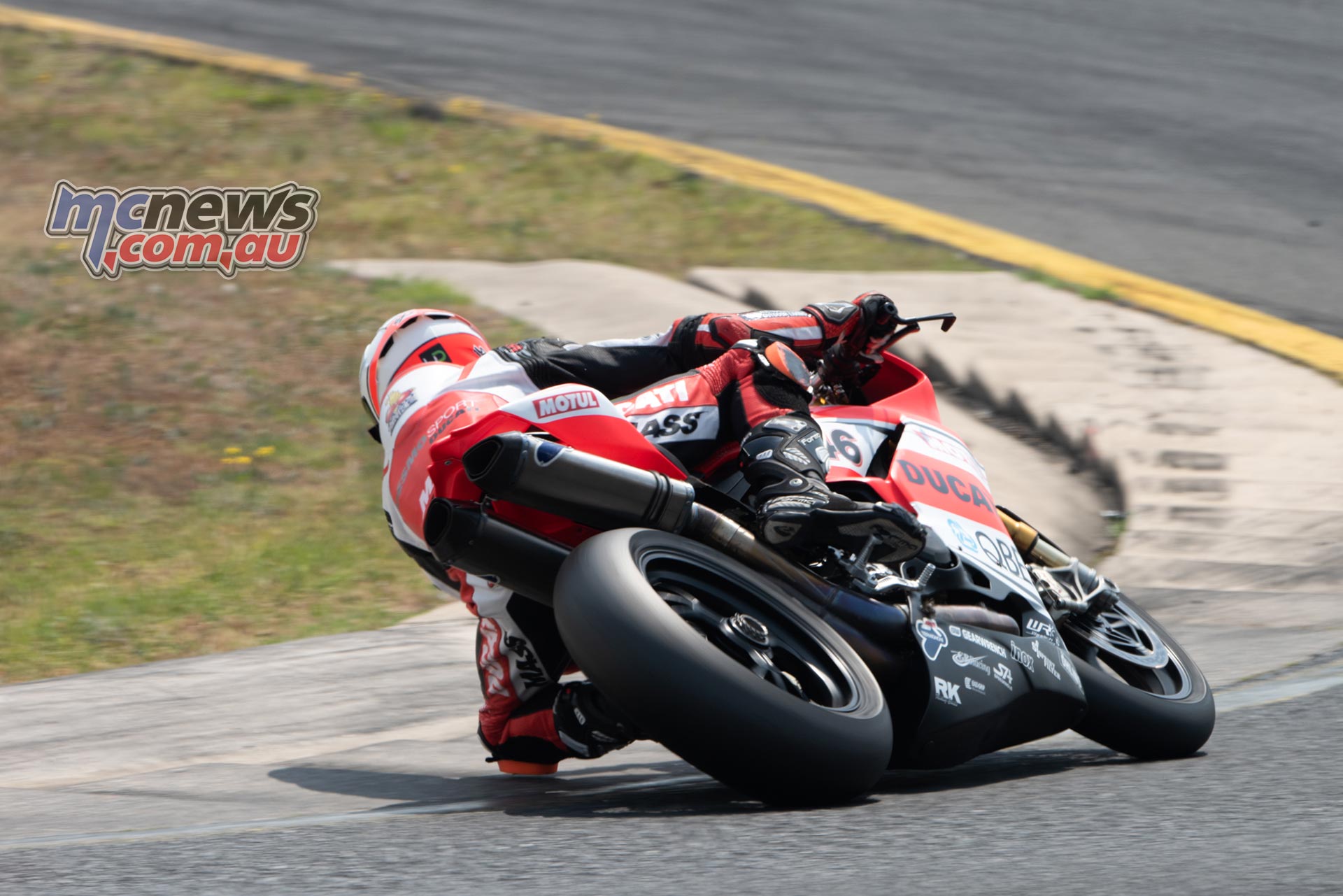 ASBK Rnd SMP RbMotoLens SBK TP Mike JONES ASBK Rnd SMP RbMotoLens SBK TP Mike JONES