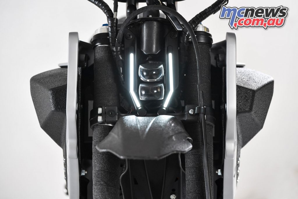 E Racer RUGGED front headlight E Racer RUGGED front headlight