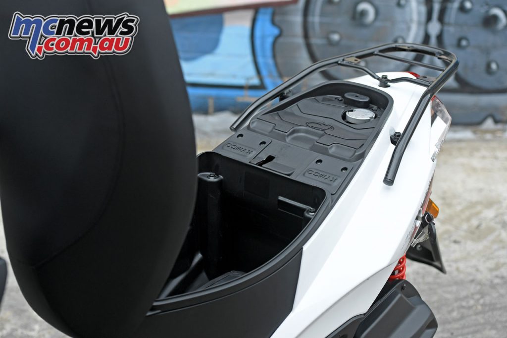 Kymco Agility RS scooter Kymco Agility RS scooter