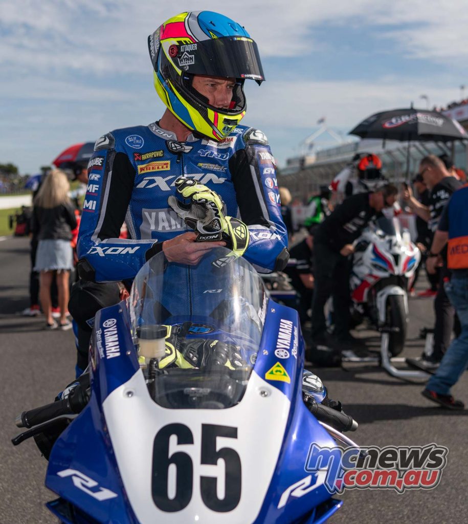 WSBK Rnd Phillip Island RbMotoLens ASBK Race Grid Cru Halliday