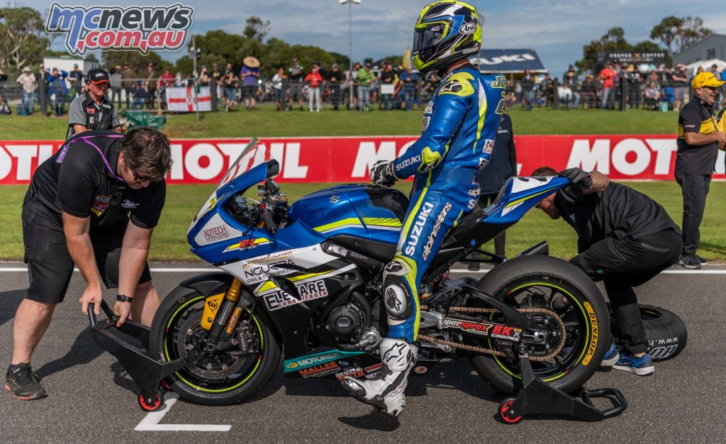 WSBK Rnd Phillip Island RbMotoLens ASBK Race Grid Josh Waters WSBK Rnd Phillip Island RbMotoLens ASBK Race Grid Josh Waters