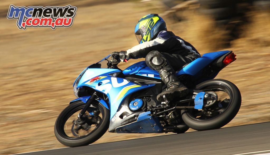 Suzuki GSX R Track Days Looks and handles like a real sports bike Morgan Park Suzuki GSX R Track Days Looks and handles like a real sports bike Morgan Park