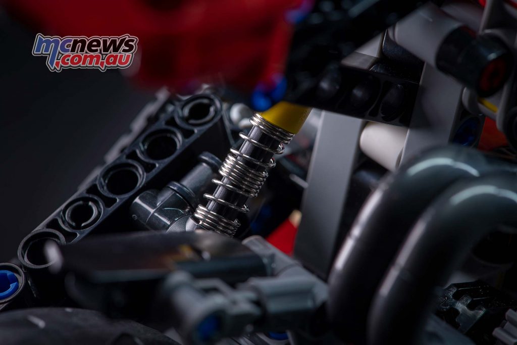 Ducati Panigale V R LEGO Technic UC High Ducati Panigale V R LEGO Technic UC High
