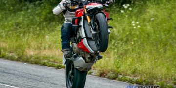 Ducati Streetfighter V4 S Review