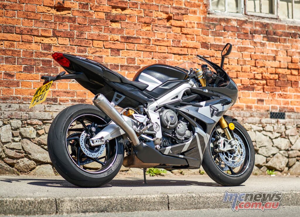 Triumph Daytona 765 Moto2 Limited Edition Review | MCNews