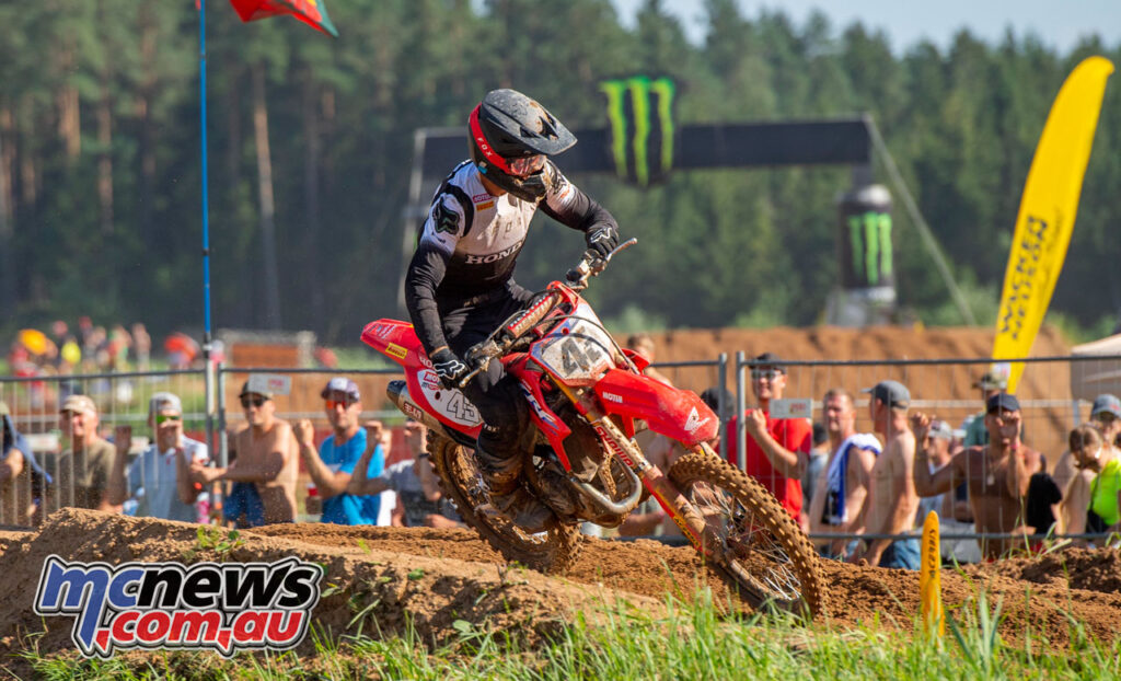 Mitchell Evans improved to 18th in Race 2 - 2020 MXGP of Latvia