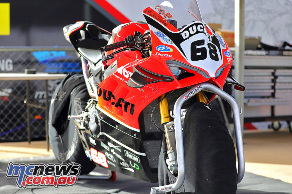 Oli Bayliss on the DesmoSport Ducati V4R